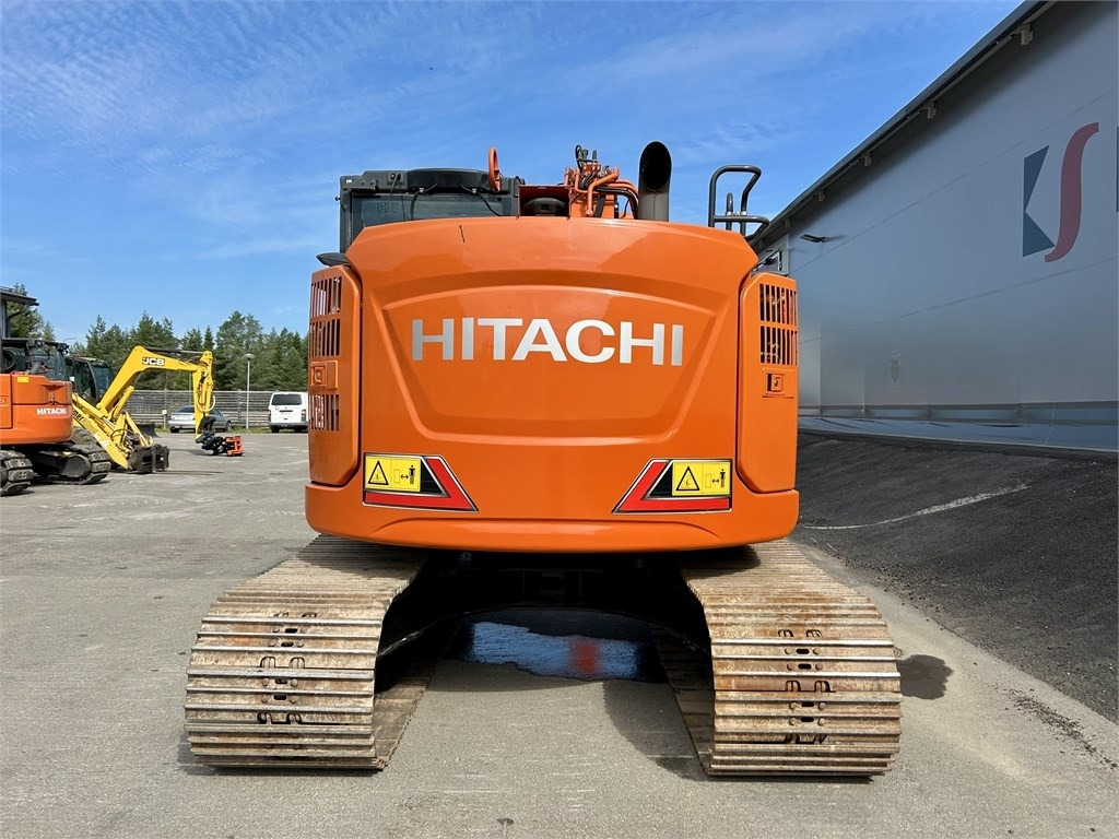 Hitachi ZX135US-7  - Pelle sur chenille: photos 3 Hitachi ZX135US-7  - Pelle sur chenille: photos 3