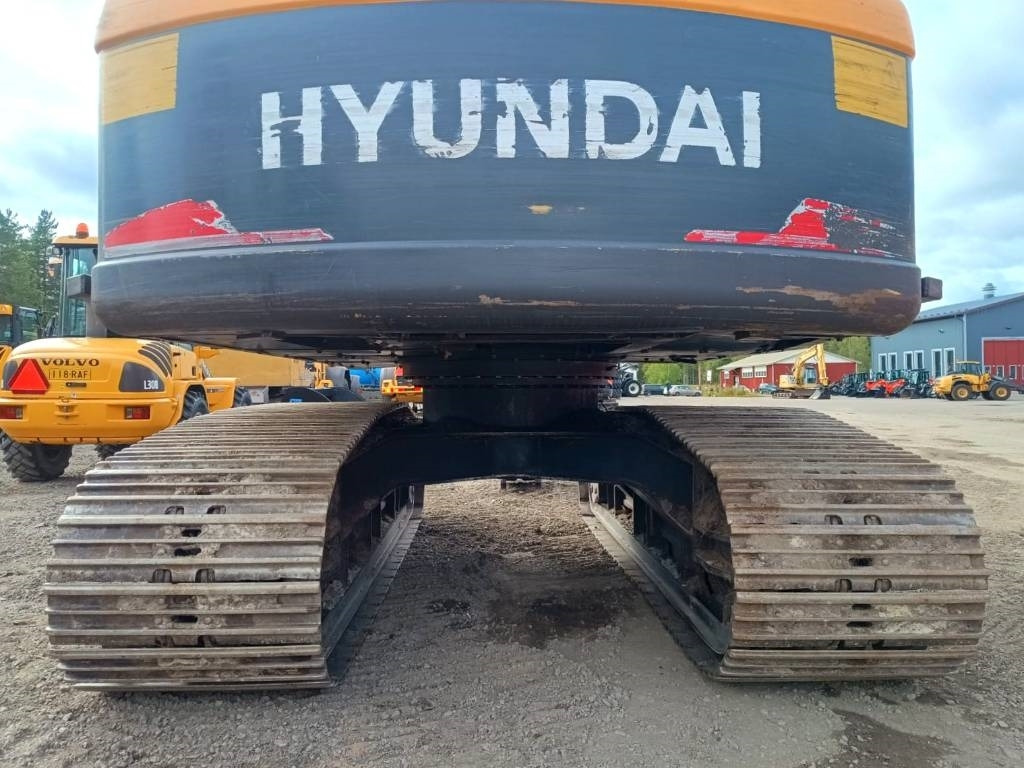 Hyundai R140LCM-9 METSÄMALLI KALLISTAJALLA - Pelle sur chenille: photos 4 Hyundai R140LCM-9 METSÄMALLI KALLISTAJALLA - Pelle sur chenille: photos 4