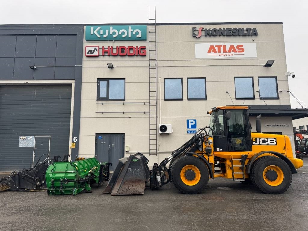 JCB 416 HT HYVÄT VARUSTEET - Chargeuse sur pneus: photos 1 JCB 416 HT HYVÄT VARUSTEET - Chargeuse sur pneus: photos 1