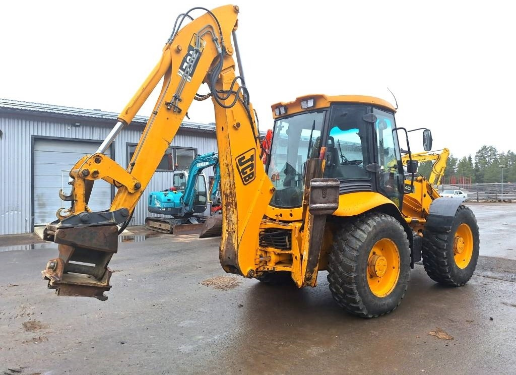JCB MYYTY! SOLD! 4CN YHDISTELMÄKONE - Tractopelle: photos 3 JCB MYYTY! SOLD! 4CN YHDISTELMÄKONE - Tractopelle: photos 3