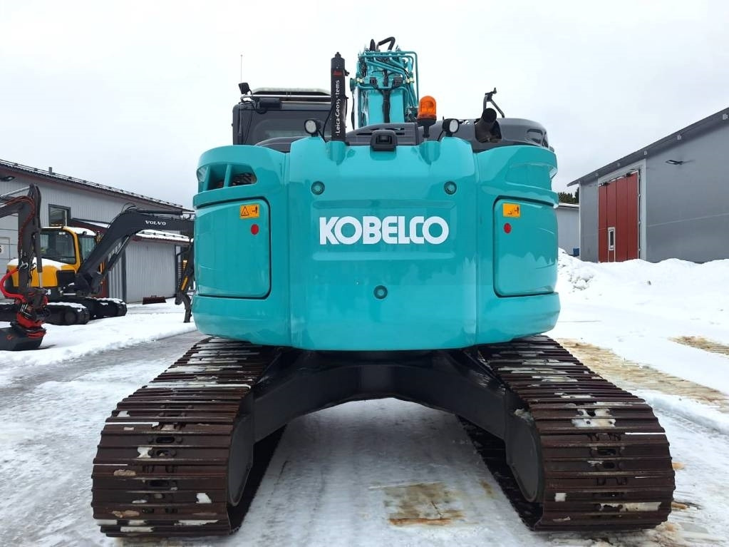 Kobelco MYYTY! SOLD! SK230SRLC-5 Pyörittäjällä - Pelle sur chenille: photos 3 Kobelco MYYTY! SOLD! SK230SRLC-5 Pyörittäjällä - Pelle sur chenille: photos 3