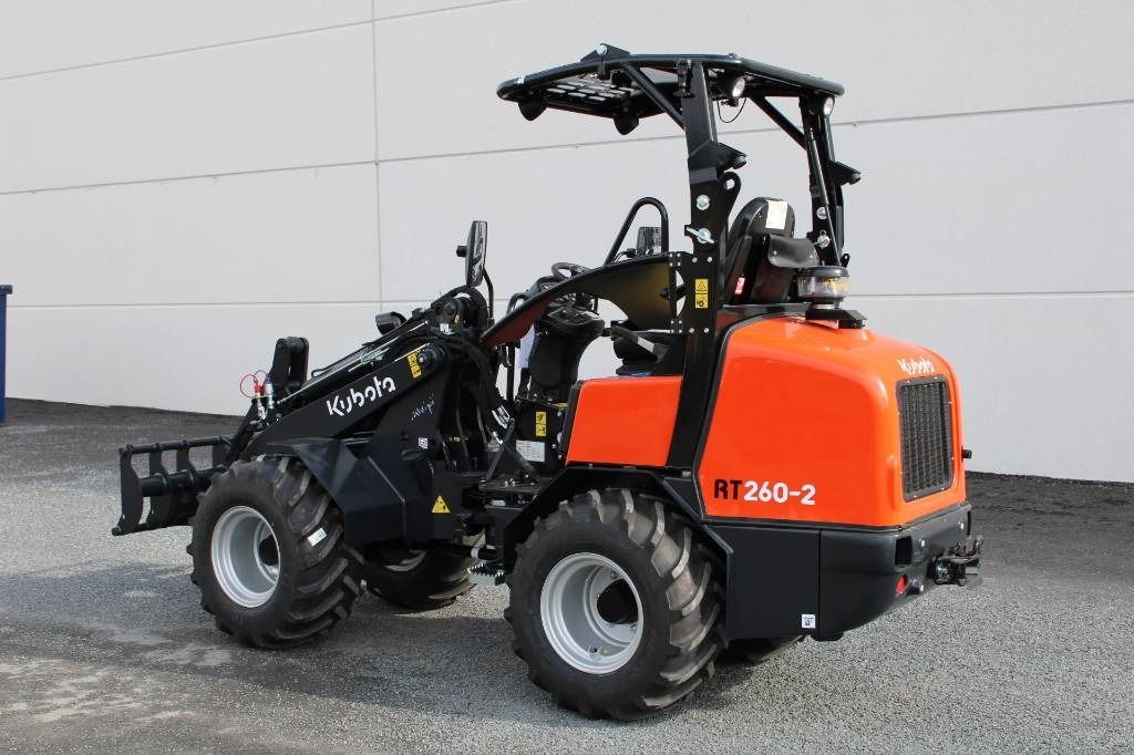 Kubota RT260-2 KATOKSELLA! UUSI - Valet de ferme: photos 2 Kubota RT260-2 KATOKSELLA! UUSI - Valet de ferme: photos 2