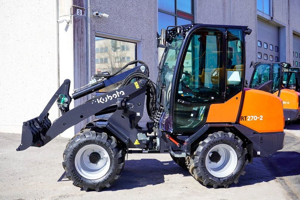 Kubota RT270-2 DELUXE MALLI - Valet de ferme: photos 1 Kubota RT270-2 DELUXE MALLI - Valet de ferme: photos 1