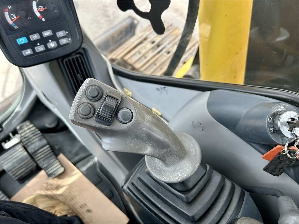 Mini pelle New Holland E 70BSR 2D MITTALAITTEET: photos 15