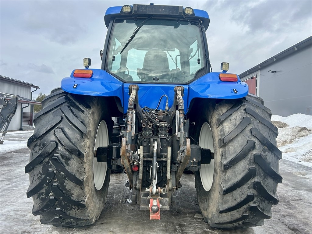 New Holland TG285 - Tracteur agricole: photos 4 New Holland TG285 - Tracteur agricole: photos 4
