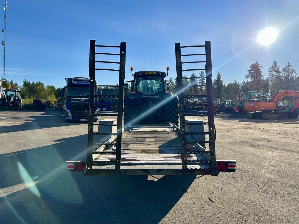 Omavalmiste 1 akselinen lavetti 6m - Remorque porte-engin surbaissée: photos 4 Omavalmiste 1 akselinen lavetti 6m - Remorque porte-engin surbaissée: photos 4