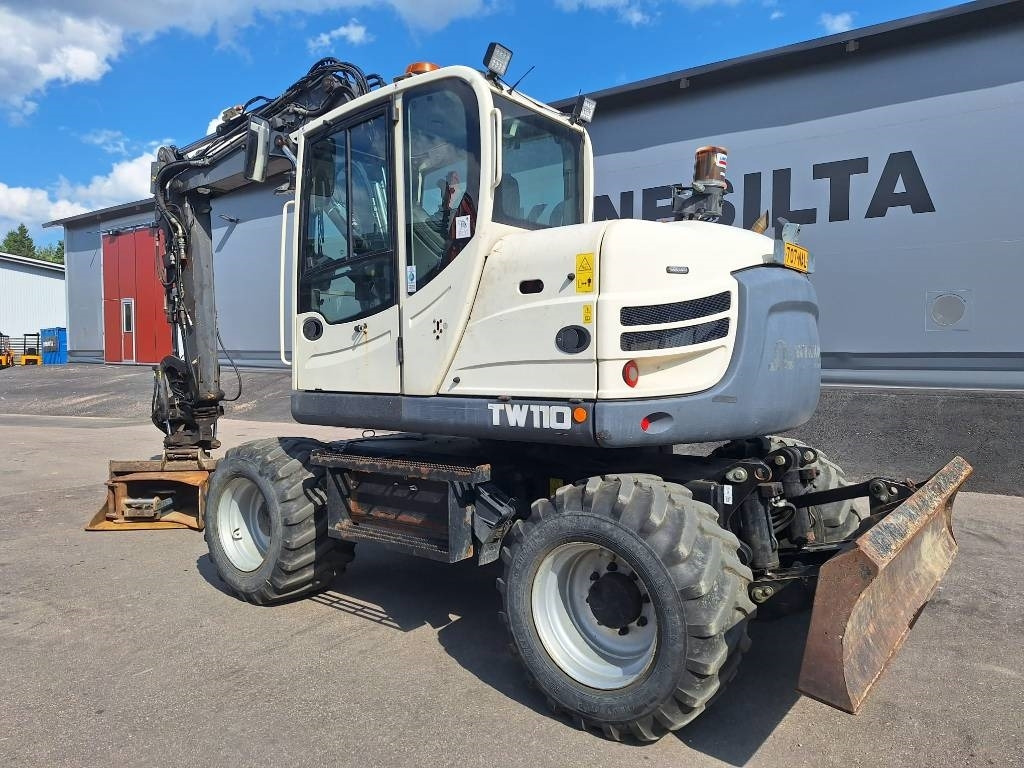 Terex TW110 PYÖRITTÄJÄ, YM.  - Pelle sur pneus: photos 2 Terex TW110 PYÖRITTÄJÄ, YM.  - Pelle sur pneus: photos 2