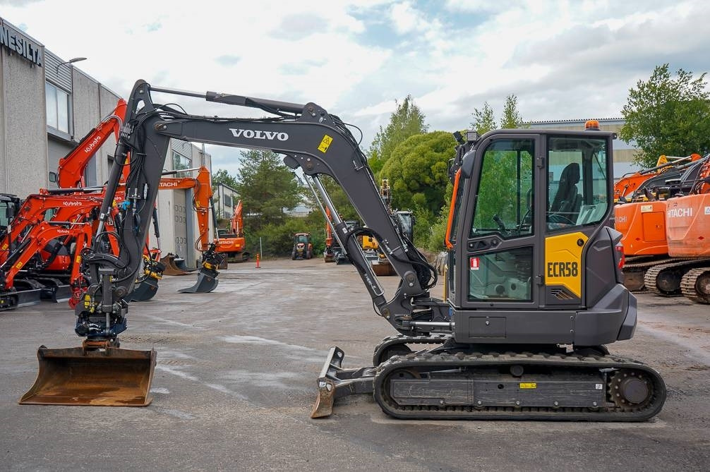 Volvo ECR58F EX-DEMO - Mini pelle: photos 1 Volvo ECR58F EX-DEMO - Mini pelle: photos 1