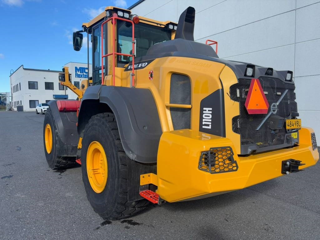 Volvo L 110 H - Chargeuse sur pneus: photos 2 Volvo L 110 H - Chargeuse sur pneus: photos 2