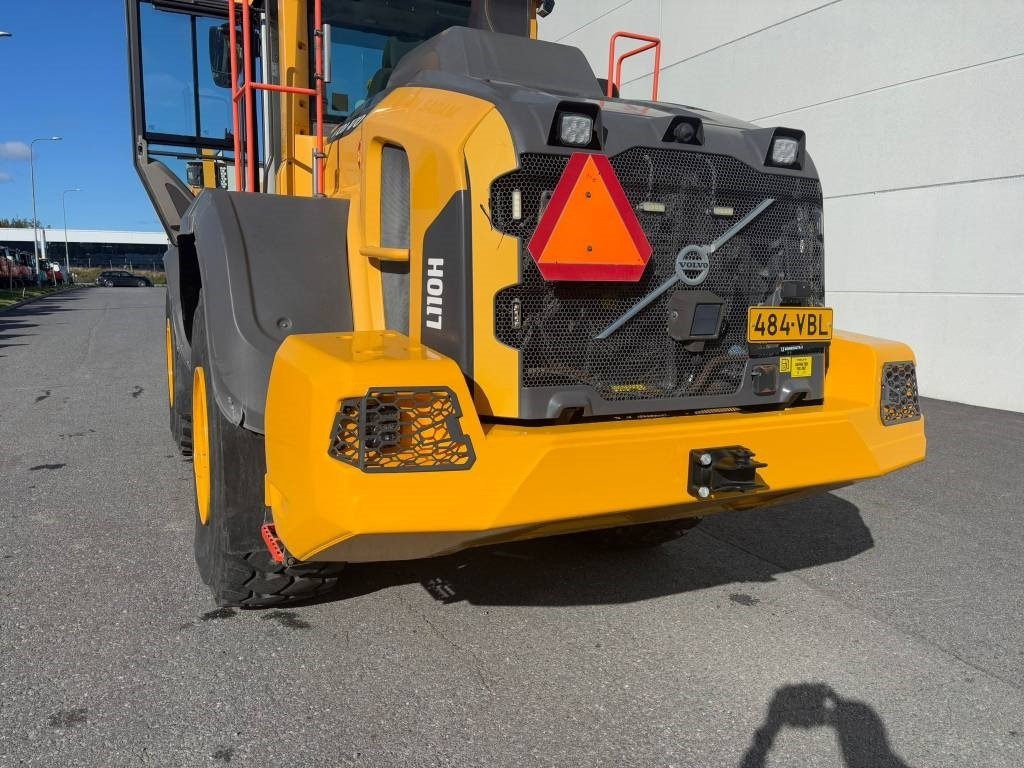 Volvo L 110 H - Chargeuse sur pneus: photos 5 Volvo L 110 H - Chargeuse sur pneus: photos 5
