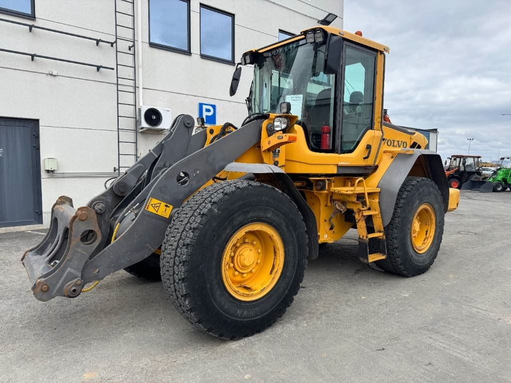 Volvo L 60 F - Chargeuse sur pneus: photos 2 Volvo L 60 F - Chargeuse sur pneus: photos 2