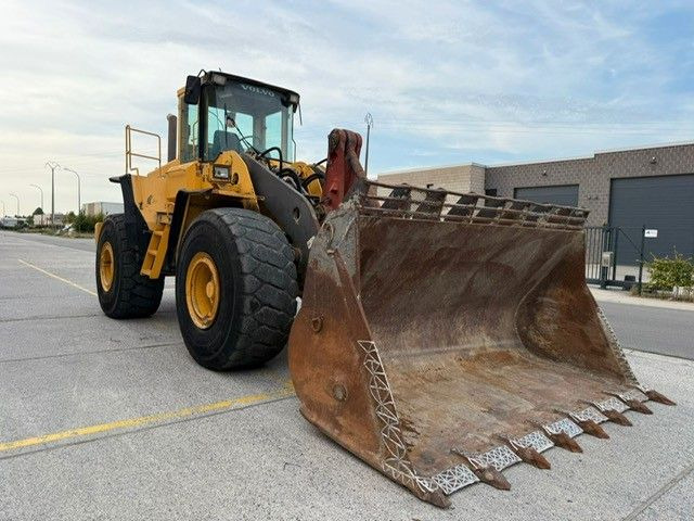 Volvo L180C. ZSA. Hyd SW. 5m3 Löffel. - Chargeuse sur pneus: photos 3 Volvo L180C. ZSA. Hyd SW. 5m3 Löffel. - Chargeuse sur pneus: photos 3