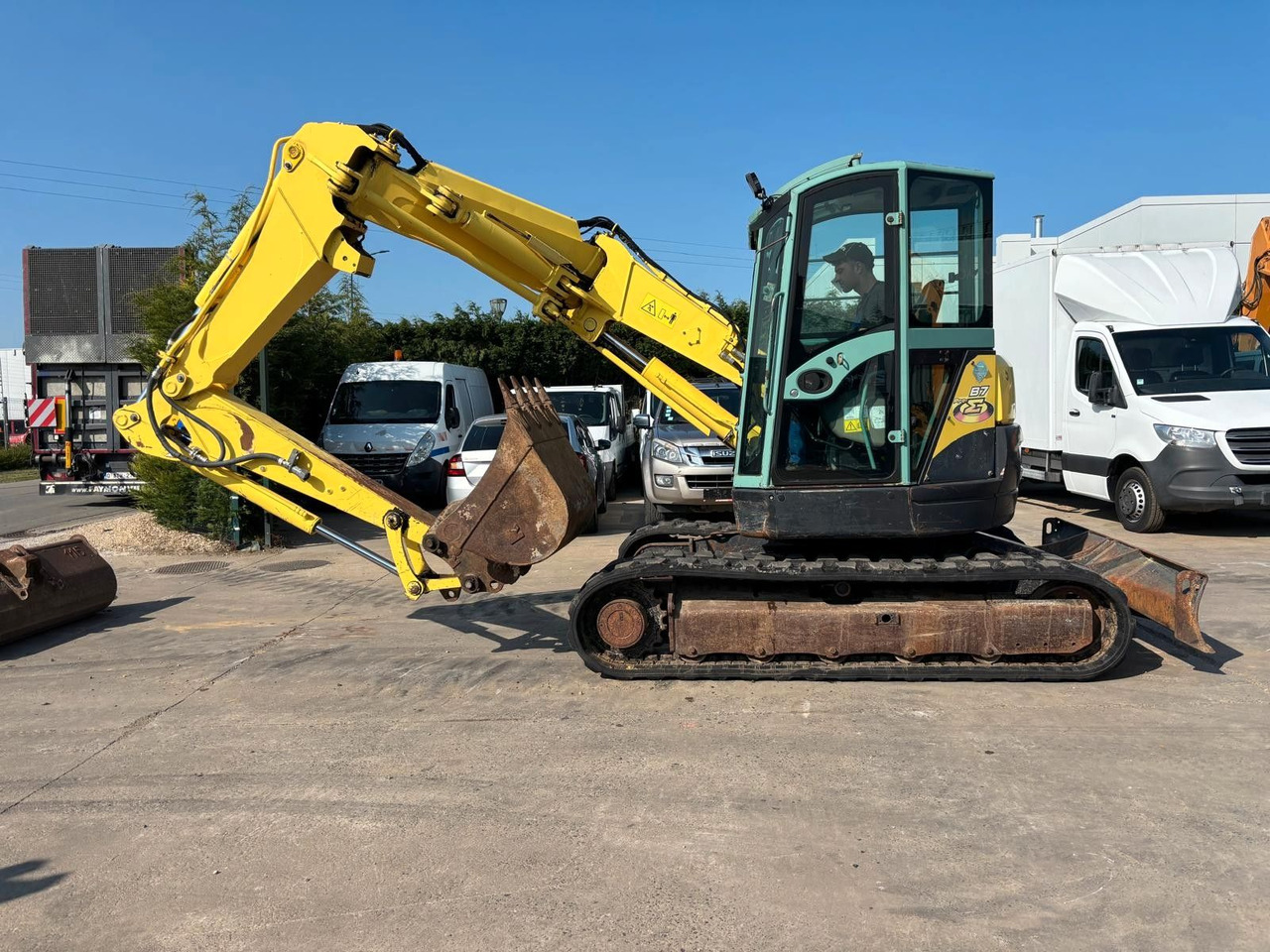 Yanmar B7 Sigma. 3 Löffel. - Mini pelle: photos 3 Yanmar B7 Sigma. 3 Löffel. - Mini pelle: photos 3