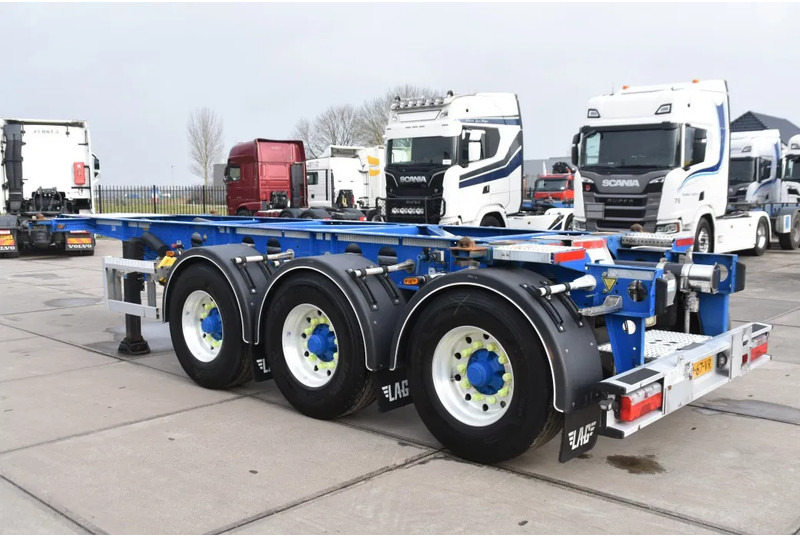 LAG O-3-CC - 20FT SWAP - ADR FL - ALCOA - BPW AXLES - DISC BRAKES - EMPTY WEIGHT 3080 KG!! - Semi-remorque porte-conteneur/ Caisse mobile: photos 4 LAG O-3-CC - 20FT SWAP - ADR FL - ALCOA - BPW AXLES - DISC BRAKES - EMPTY WEIGHT 3080 KG!! - Semi-remorque porte-conteneur/ Caisse mobile: photos 4