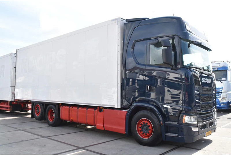 Scania S520 V8 NGS 6x2*4NB - THERMO KING - RETARDER - FULL AIR - WHEELBASE: 515 CM - LED LIGHTS - TOP CONDITION - - Camion frigorifique: photos 2 Scania S520 V8 NGS 6x2*4NB - THERMO KING - RETARDER - FULL AIR - WHEELBASE: 515 CM - LED LIGHTS - TOP CONDITION - - Camion frigorifique: photos 2