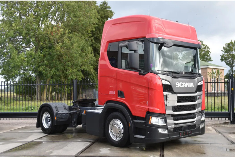 Scania R450 NGS 4x2 - ADR FL - RETARDER - 767 TKM - PTO - PARK. AIRCO - 4 POINT AIR SUSPENSION - ALCOA'S - LED LIGHTS - - Tracteur routier: photos 2 Scania R450 NGS 4x2 - ADR FL - RETARDER - 767 TKM - PTO - PARK. AIRCO - 4 POINT AIR SUSPENSION - ALCOA'S - LED LIGHTS - - Tracteur routier: photos 2