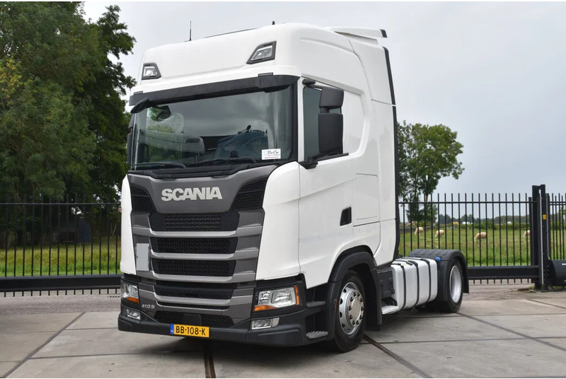 Scania S410 4x2EB MEGA 95 cm or 103 cm driving height - RETARDER - 822 TKM - FULL AIR - PARK. AIRCO - 2 x FUEL TANKS - TOP CONDITION - - Tracteur routier: photos 2 Scania S410 4x2EB MEGA 95 cm or 103 cm driving height - RETARDER - 822 TKM - FULL AIR - PARK. AIRCO - 2 x FUEL TANKS - TOP CONDITION - - Tracteur routier: photos 2