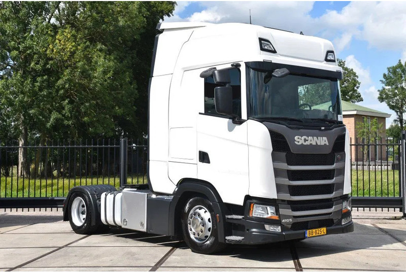 Scania S410 NGS 4x2EB MEGA 95 cm or 103 cm driving height - RETARDER - 649 TKM - FULL AIR - PARK. AIRCO - LEATHER SEATS - 2 x FUEL TANK - Tracteur routier: photos 2 Scania S410 NGS 4x2EB MEGA 95 cm or 103 cm driving height - RETARDER - 649 TKM - FULL AIR - PARK. AIRCO - LEATHER SEATS - 2 x FUEL TANK - Tracteur routier: photos 2