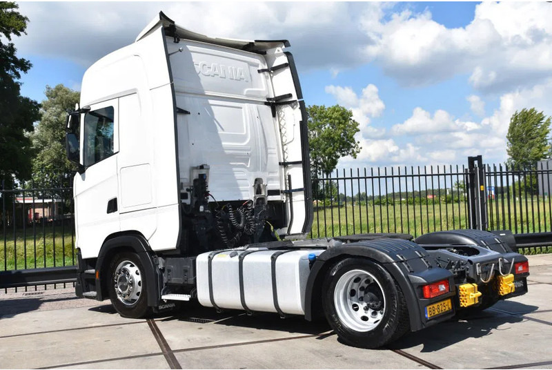 Scania S410 NGS 4x2EB MEGA 95 cm or 103 cm driving height - RETARDER - 649 TKM - FULL AIR - PARK. AIRCO - LEATHER SEATS - 2 x FUEL TANK - Tracteur routier: photos 3 Scania S410 NGS 4x2EB MEGA 95 cm or 103 cm driving height - RETARDER - 649 TKM - FULL AIR - PARK. AIRCO - LEATHER SEATS - 2 x FUEL TANK - Tracteur routier: photos 3
