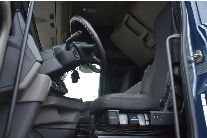 Scania S450 NGS 4x2NB - FULL AIR - 724 TKM - RETARDER - PARK. AIRCO - 2 x FUEL TANKS - TOP CONDITION - - Tracteur routier: photos 4 Scania S450 NGS 4x2NB - FULL AIR - 724 TKM - RETARDER - PARK. AIRCO - 2 x FUEL TANKS - TOP CONDITION - - Tracteur routier: photos 4