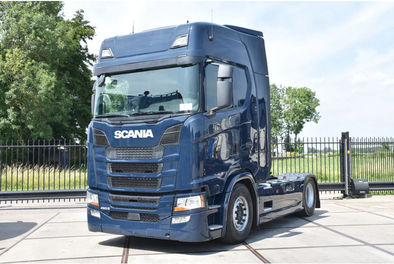 Scania S450 NGS 4x2NB - FULL AIR - 757 TKM - RETARDER - PARK. AIRCO - 2 x FUEL TANKS - TOP CONDITION - - Tracteur routier: photos 2 Scania S450 NGS 4x2NB - FULL AIR - 757 TKM - RETARDER - PARK. AIRCO - 2 x FUEL TANKS - TOP CONDITION - - Tracteur routier: photos 2