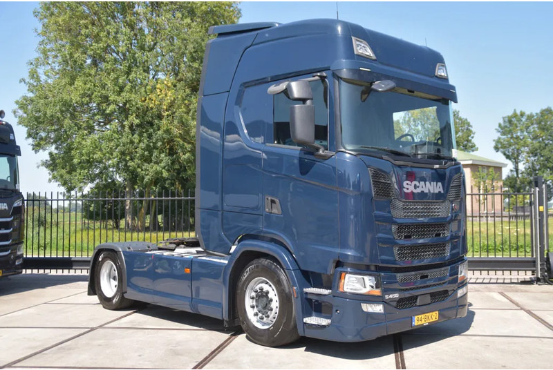 Scania S450 NGS 4x2NB - FULL AIR - RETARDER - ACC - AIRCO - 2 x FUEL TANKS - TOP CONDITION - - Tracteur routier: photos 1 Scania S450 NGS 4x2NB - FULL AIR - RETARDER - ACC - AIRCO - 2 x FUEL TANKS - TOP CONDITION - - Tracteur routier: photos 1