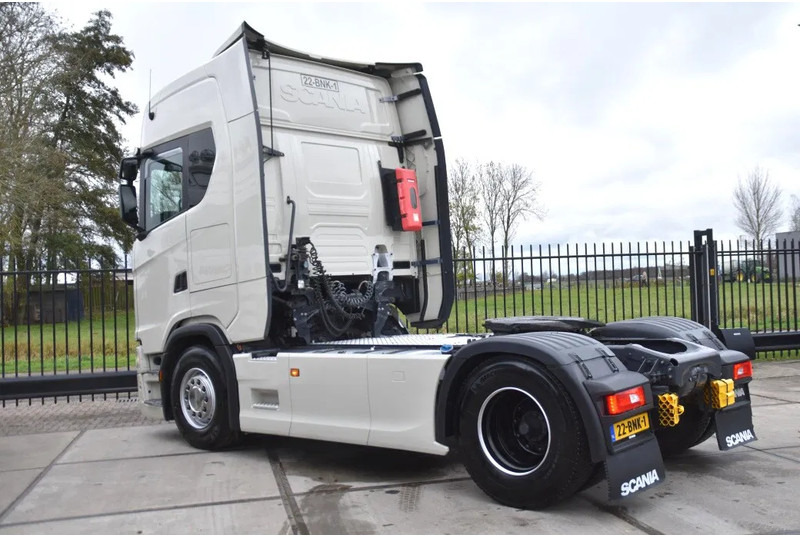 Scania S450 NGS 4x2NB - NEW TACHO - ADR FL - FULL AIR - PTO - RETARDER - 659 TKM - 4 POINT AIR SUSP. REAR - 2 x FUEL TANKS - LED LIGHTS - Tracteur routier: photos 3 Scania S450 NGS 4x2NB - NEW TACHO - ADR FL - FULL AIR - PTO - RETARDER - 659 TKM - 4 POINT AIR SUSP. REAR - 2 x FUEL TANKS - LED LIGHTS - Tracteur routier: photos 3