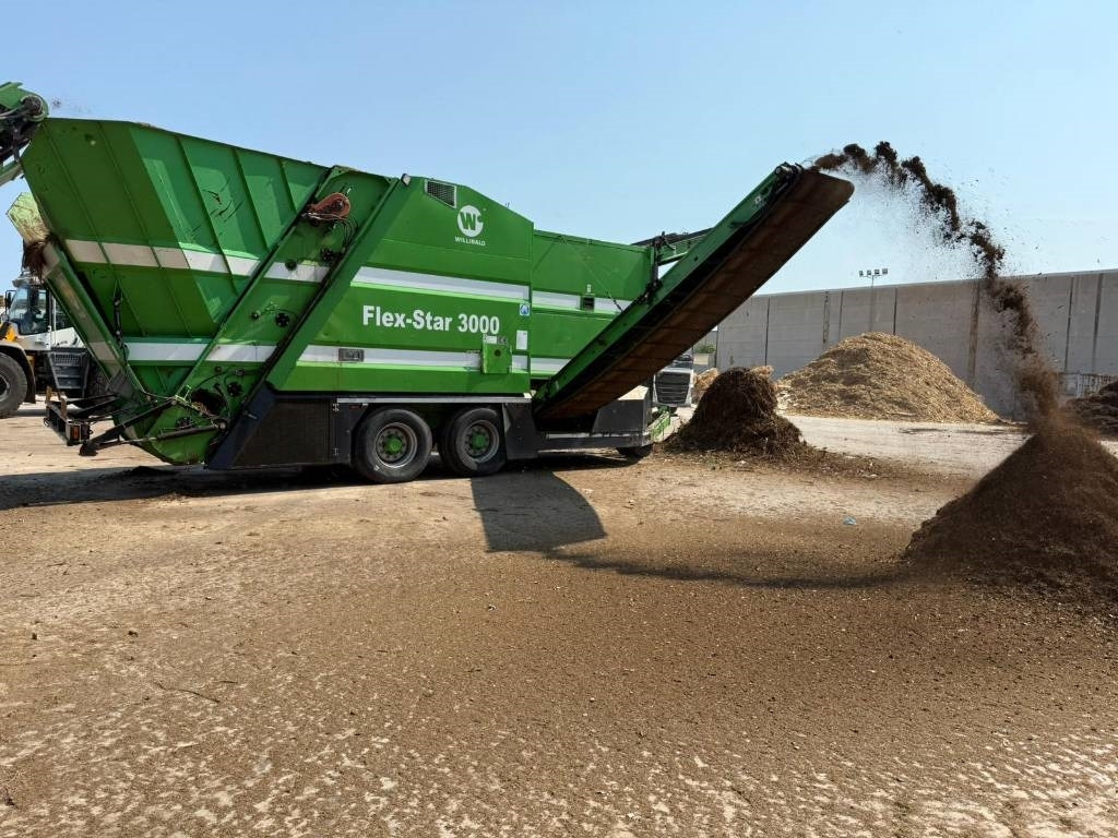 Willibald Flex-Star 3000 - Machine agricole: photos 1 Willibald Flex-Star 3000 - Machine agricole: photos 1