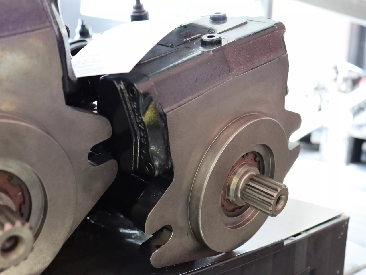 REXROTH A4VG40DA1D2/32R-NZC02F025SP-S - Pompe hydraulique pour Engins de chantier: photos 3 REXROTH A4VG40DA1D2/32R-NZC02F025SP-S - Pompe hydraulique pour Engins de chantier: photos 3