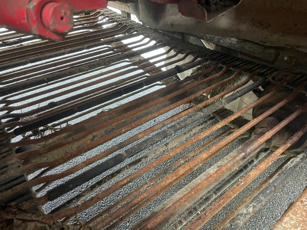 Holmer T4-40 - Outils du sol: photos 2 Holmer T4-40 - Outils du sol: photos 2