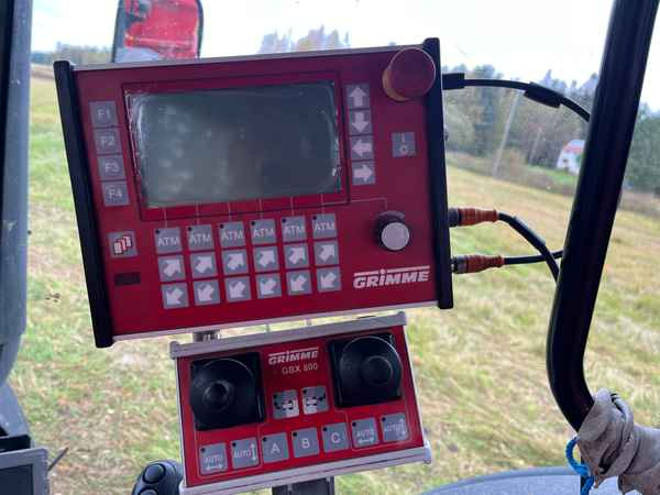 Grimme SE 75-55-UB - Matériel de récolte: photos 3 Grimme SE 75-55-UB - Matériel de récolte: photos 3