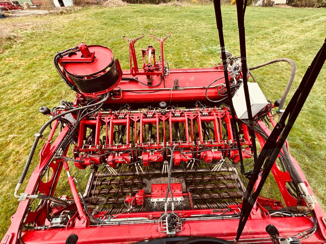 Holmer T4-30 - Outils du sol: photos 5 Holmer T4-30 - Outils du sol: photos 5