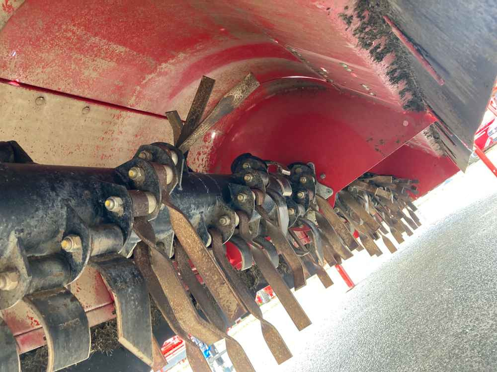 Grimme Grimme KS 5400 6 Row Potato Topper - Matériel de récolte: photos 4 Grimme Grimme KS 5400 6 Row Potato Topper - Matériel de récolte: photos 4