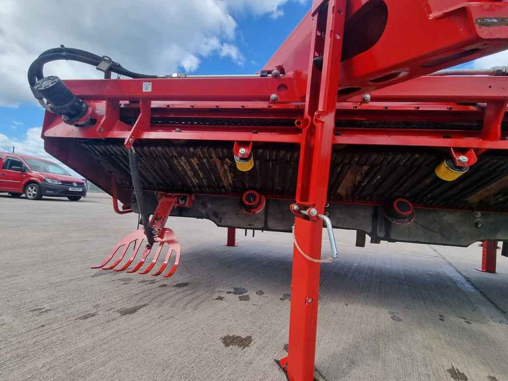Grimme HT 400 - Matériel de récolte: photos 3 Grimme HT 400 - Matériel de récolte: photos 3