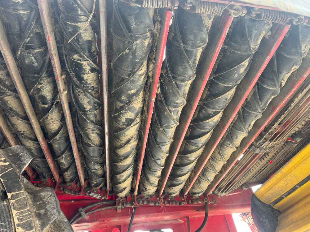 Grimme VARITRON 200 / 220 / 270 - Matériel de récolte: photos 4 Grimme VARITRON 200 / 220 / 270 - Matériel de récolte: photos 4