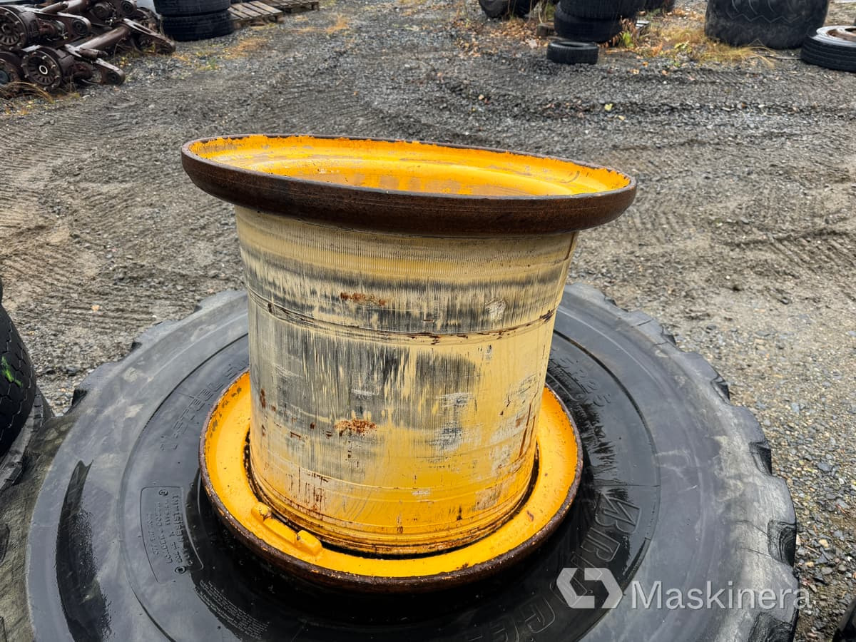 Fälg, 25 tum - Jante pour Engins de chantier: photos 3 Fälg, 25 tum - Jante pour Engins de chantier: photos 3