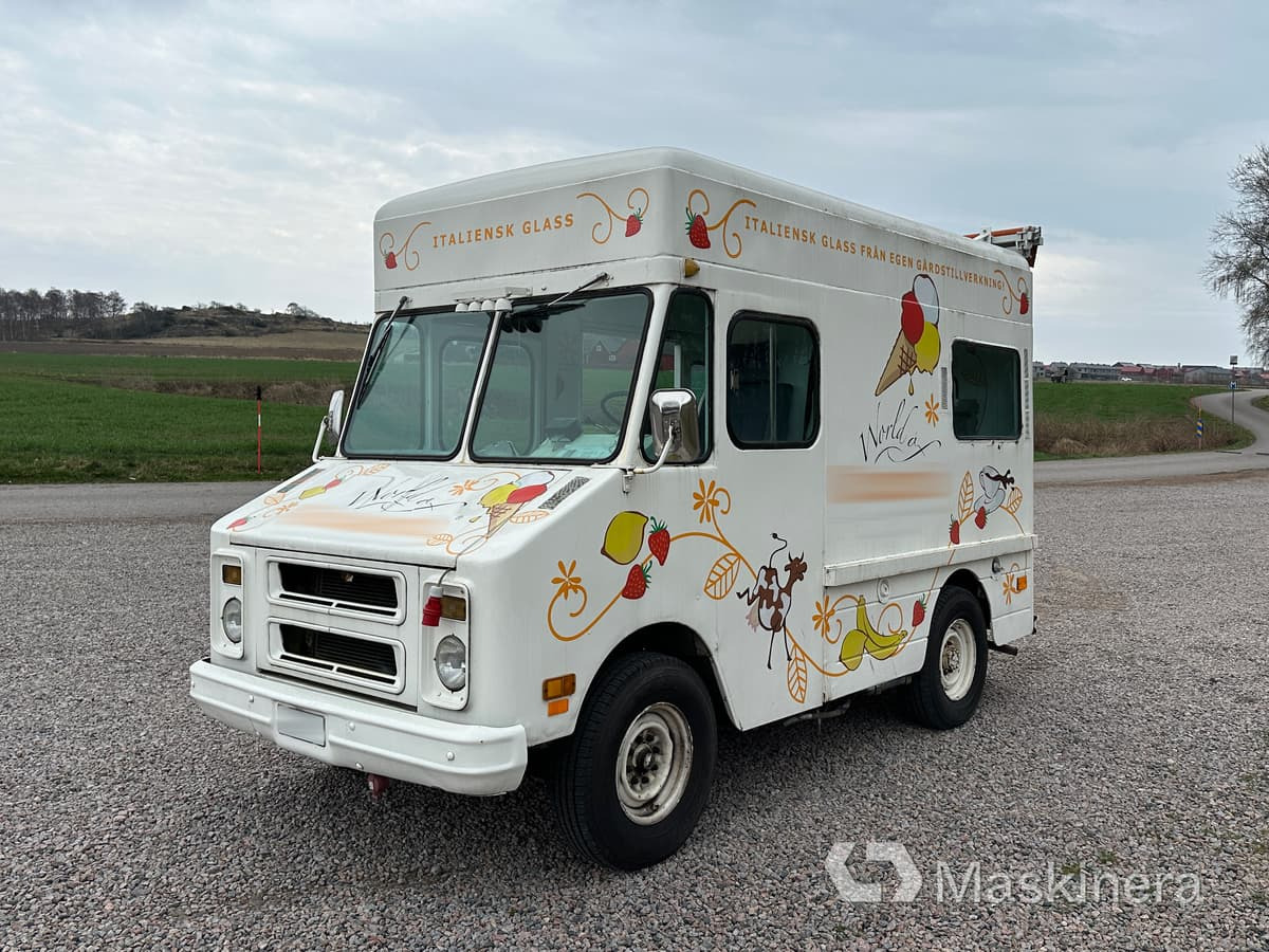 Foodtruck Chevrolet 1973 - Fourgonnette: photos 1 Foodtruck Chevrolet 1973 - Fourgonnette: photos 1