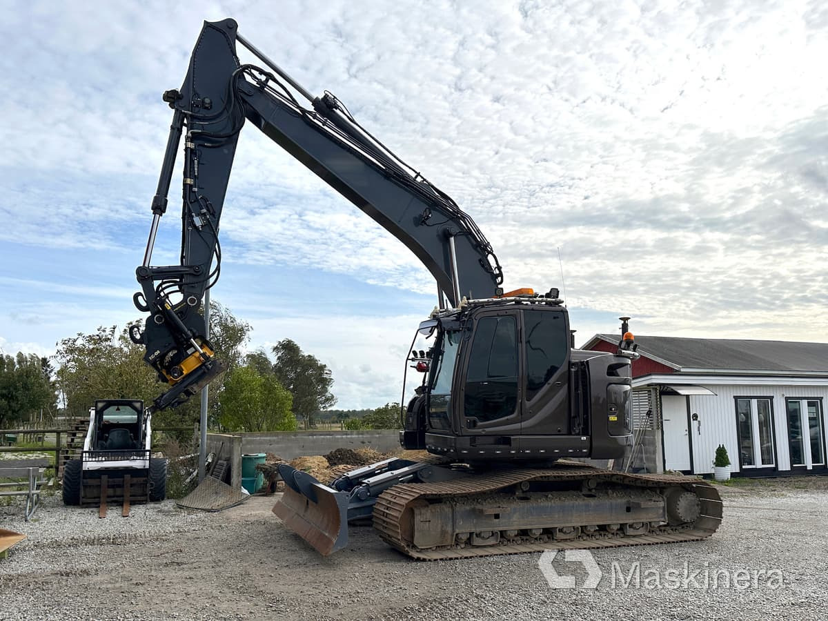 Grävmaskin Kobelco SK270SRNLC-5 - Pelle sur chenille: photos 1 Grävmaskin Kobelco SK270SRNLC-5 - Pelle sur chenille: photos 1