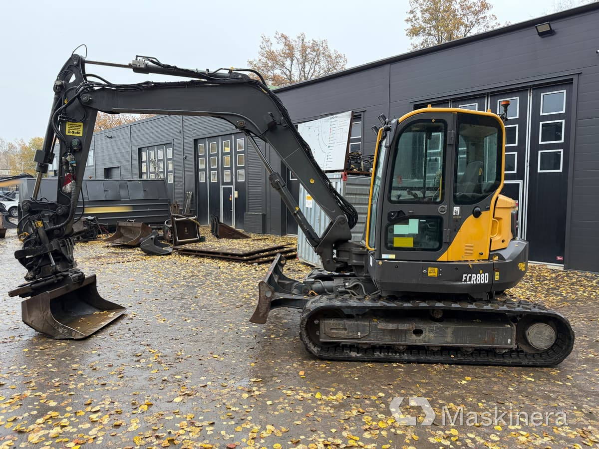 Pelle sur chenille Grävmaskin Volvo ECR88D med tillbehör: photos 7 Pelle sur chenille Grävmaskin Volvo ECR88D med tillbehör: photos 7