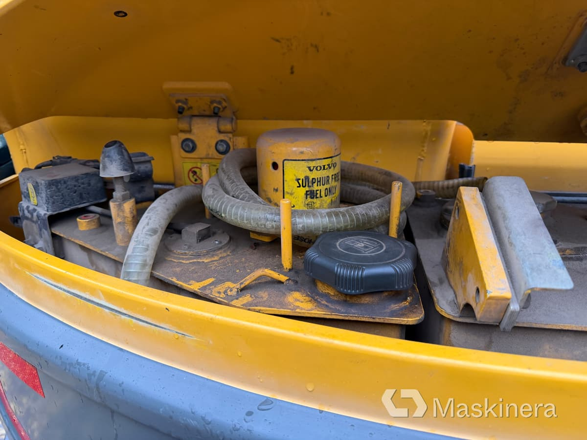 Pelle sur chenille Grävmaskin Volvo ECR88D med tillbehör: photos 40 Pelle sur chenille Grävmaskin Volvo ECR88D med tillbehör: photos 40