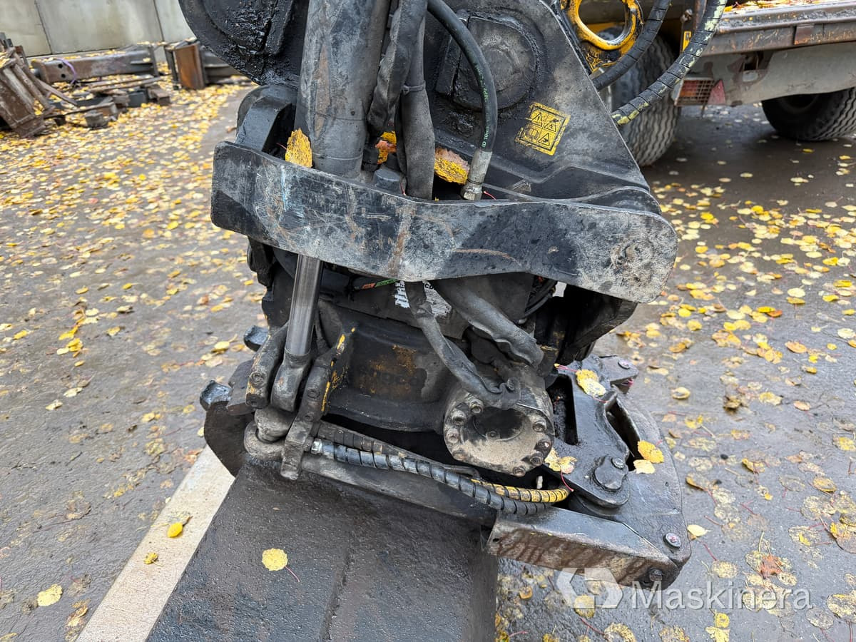 Pelle sur chenille Grävmaskin Volvo ECR88D med tillbehör: photos 14 Pelle sur chenille Grävmaskin Volvo ECR88D med tillbehör: photos 14