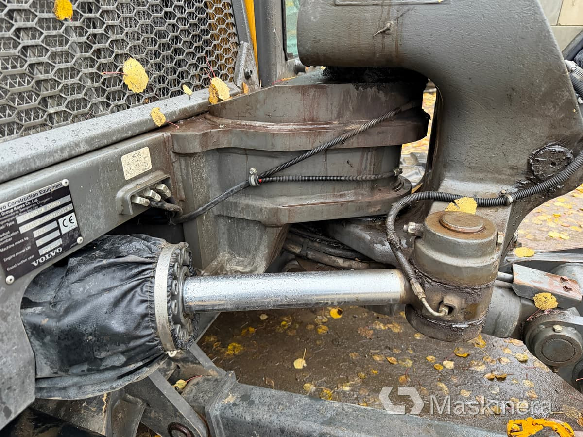 Pelle sur chenille Grävmaskin Volvo ECR88D med tillbehör: photos 22 Pelle sur chenille Grävmaskin Volvo ECR88D med tillbehör: photos 22