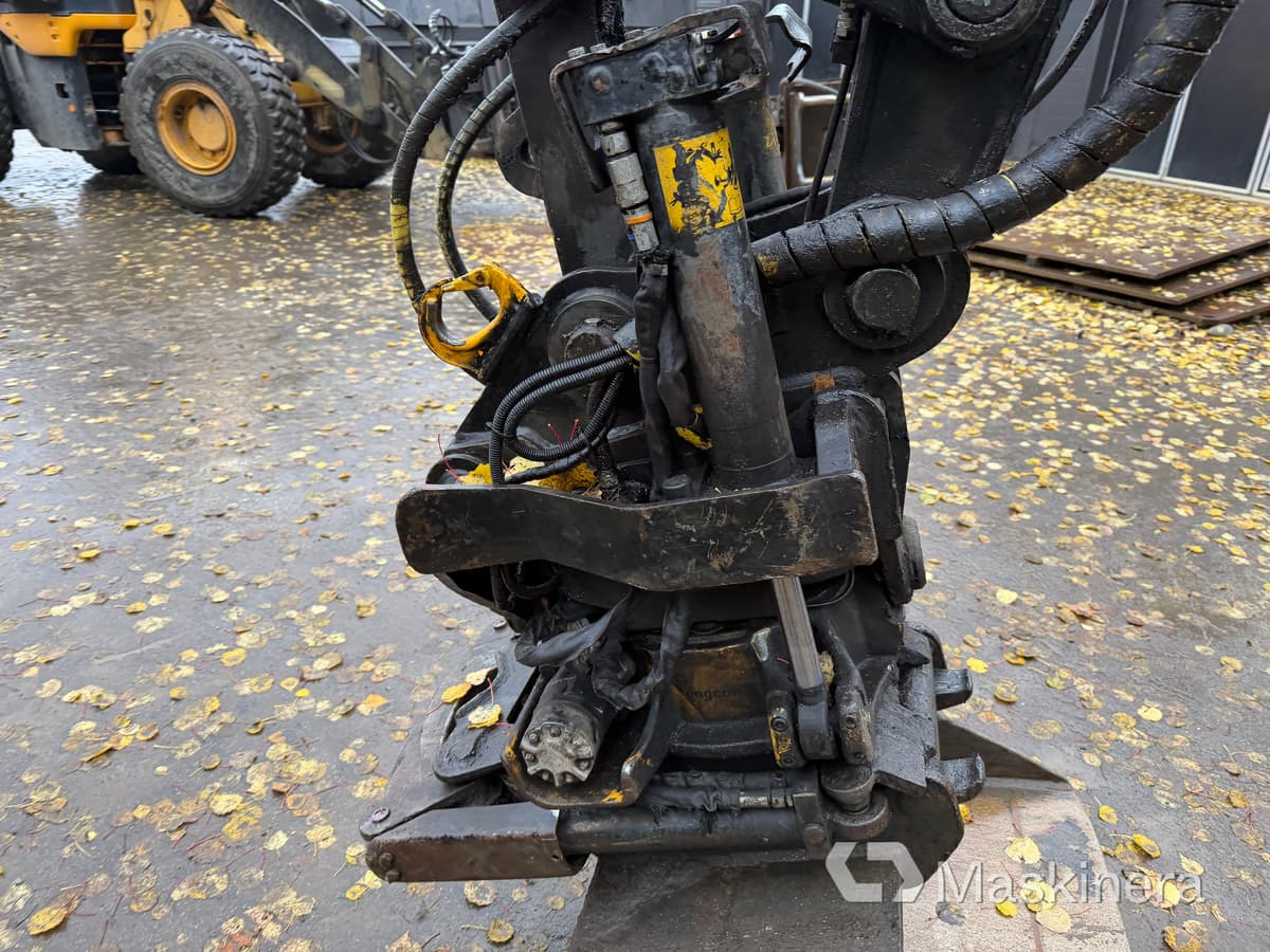 Pelle sur chenille Grävmaskin Volvo ECR88D med tillbehör: photos 11 Pelle sur chenille Grävmaskin Volvo ECR88D med tillbehör: photos 11