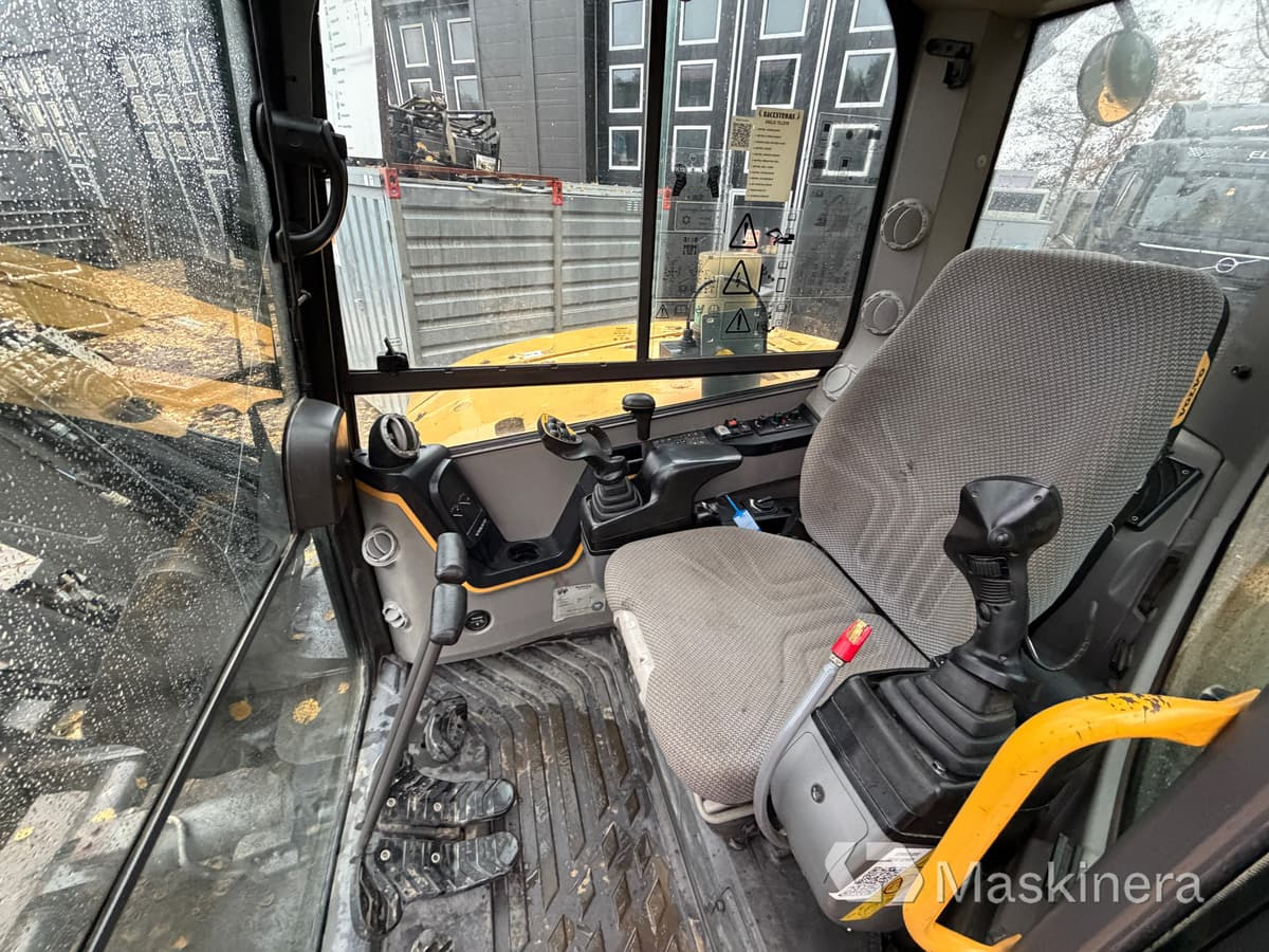 Pelle sur chenille Grävmaskin Volvo ECR88D med tillbehör: photos 30 Pelle sur chenille Grävmaskin Volvo ECR88D med tillbehör: photos 30