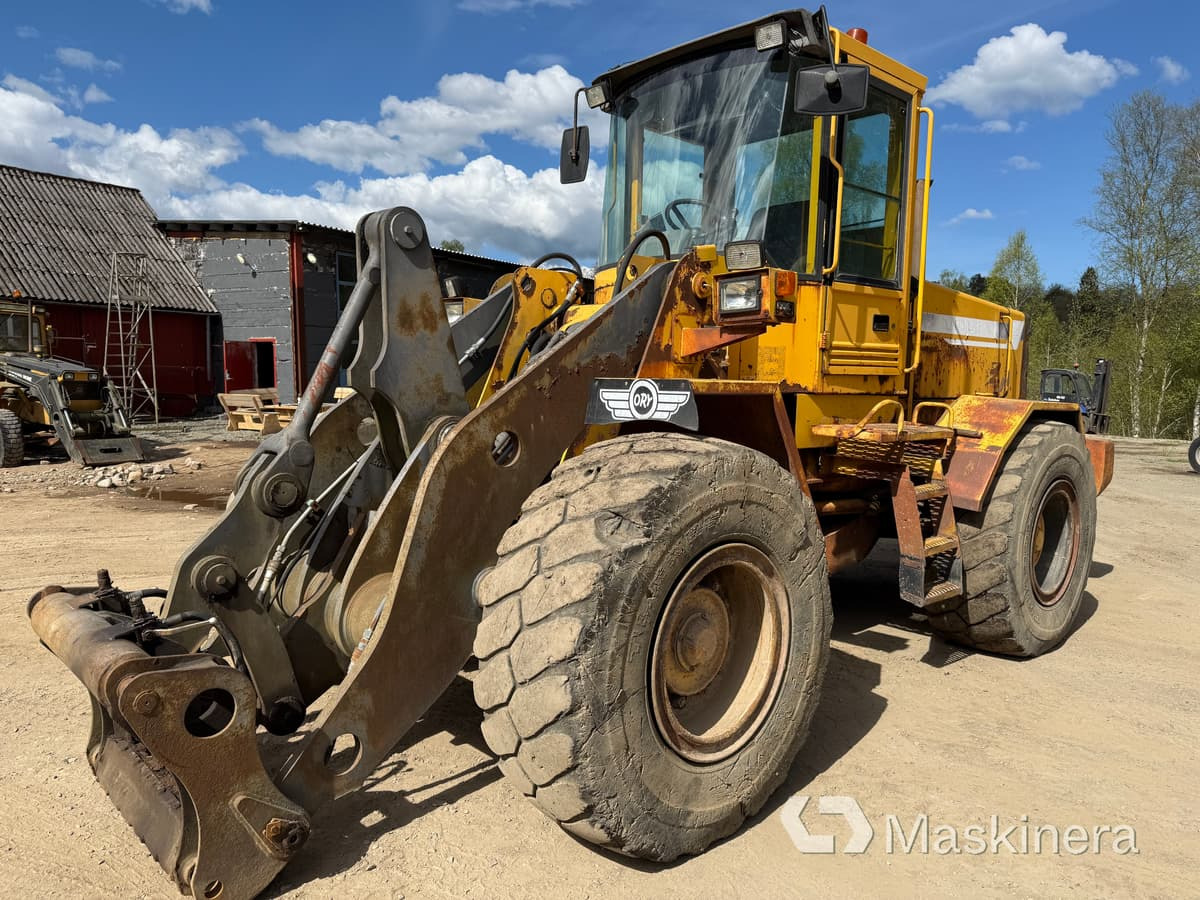 Hjullastare Volvo L90C - Chargeuse sur pneus: photos 1 Hjullastare Volvo L90C - Chargeuse sur pneus: photos 1