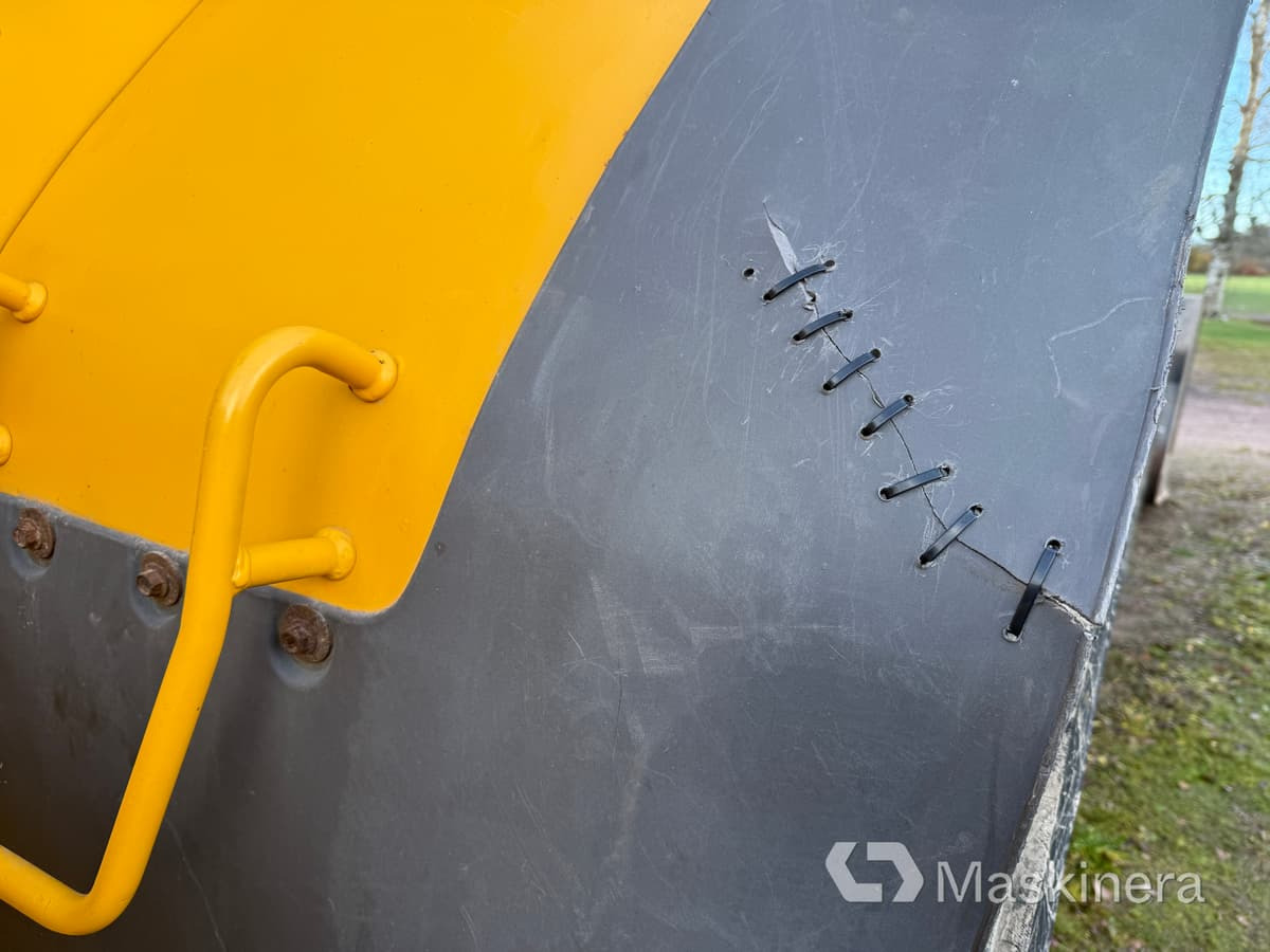 Crédit-bail de  Hjullastare Volvo L90E med tillbehör Hjullastare Volvo L90E med tillbehör: photos 41