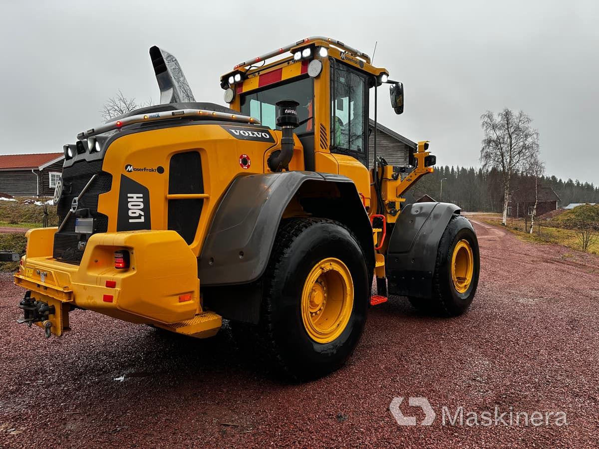 Hjullastare Volvo L90H med skevfäste - Chargeuse sur pneus: photos 5 Hjullastare Volvo L90H med skevfäste - Chargeuse sur pneus: photos 5