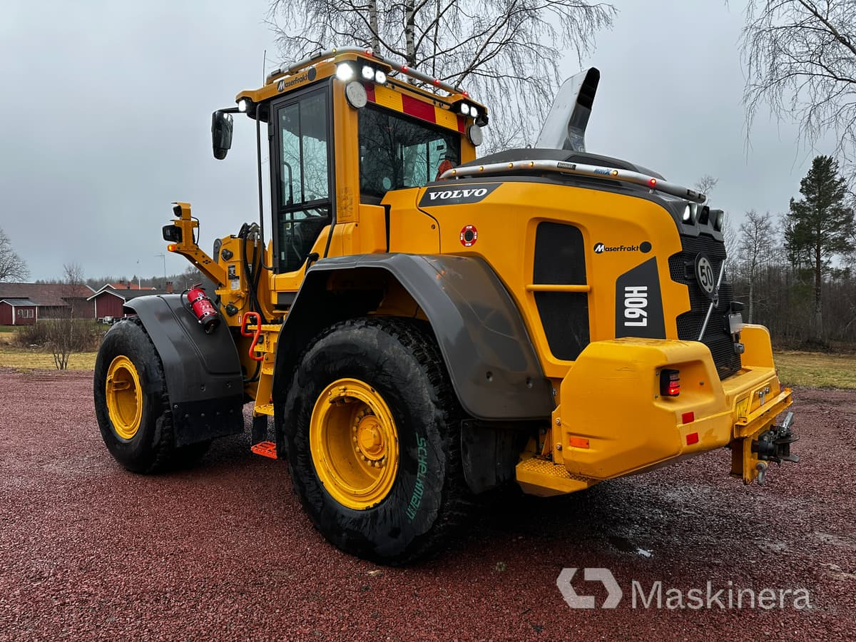 Hjullastare Volvo L90H med skevfäste - Chargeuse sur pneus: photos 3 Hjullastare Volvo L90H med skevfäste - Chargeuse sur pneus: photos 3