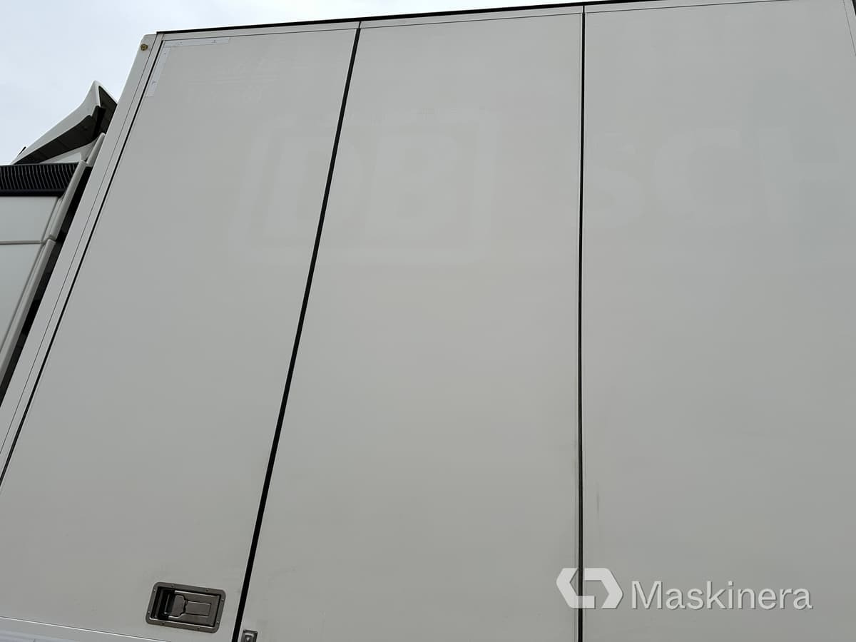 Camion fourgon Lastbil Volvo FH 2018 Euro 6: photos 15 Camion fourgon Lastbil Volvo FH 2018 Euro 6: photos 15