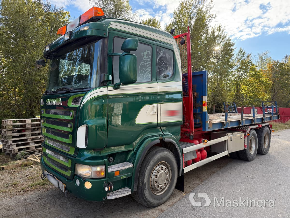 Lastväxlare Scania R420 6X4 Tridem med maskinflak och grusflak - Camion ampliroll: photos 1 Lastväxlare Scania R420 6X4 Tridem med maskinflak och grusflak - Camion ampliroll: photos 1